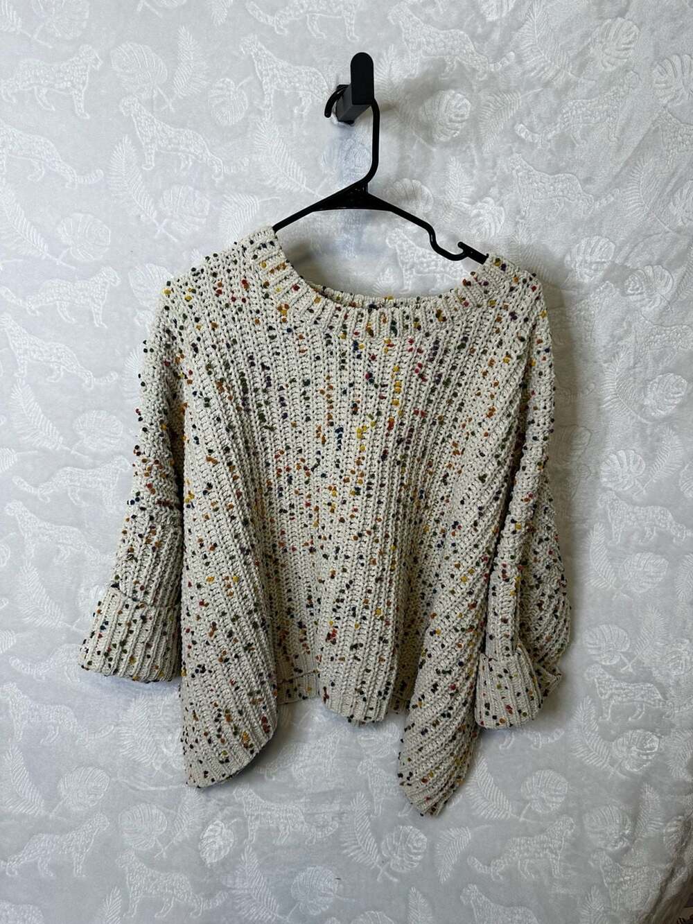 POL Oversized Chenille Sweater IVORY w/RAINBOW CONFETTI SPECKLE POM-POMS sz M